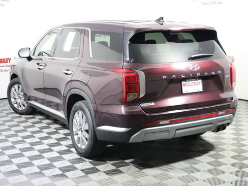 Used 2024 Hyundai Palisade SE image 16