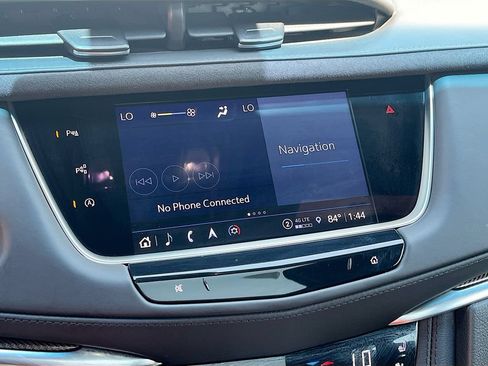 Used 2022 Cadillac XT5 Sportv w/ Platinum Package AWD/4WD image 15
