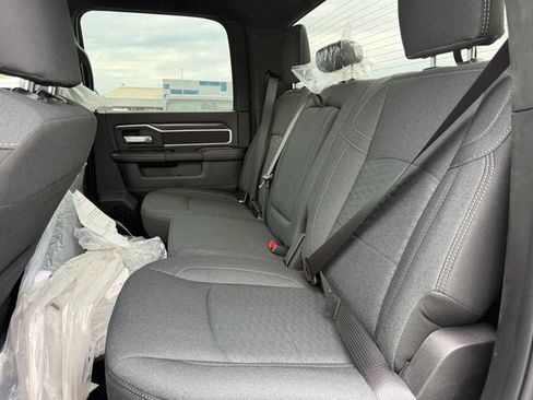 New 2026 RAM 2500 Big Horn AWD/4WD image 25