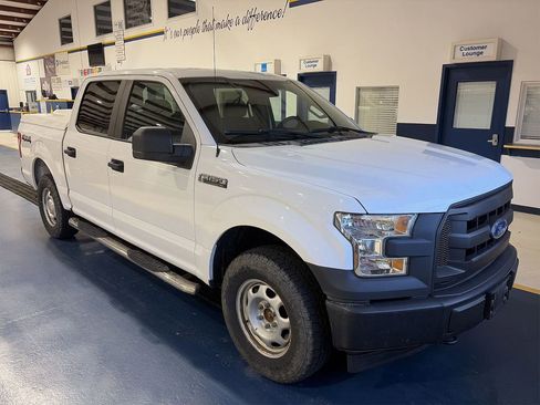 Used 2017 Ford F150 XL w/ XL Power Equipment Group AWD/4WD image 2