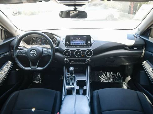 Used 2025 Nissan Sentra S image 14