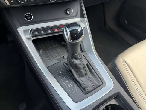 Used 2025 Audi Q3 2.0T Premium w/ Convenience Package AWD/4WD image 24