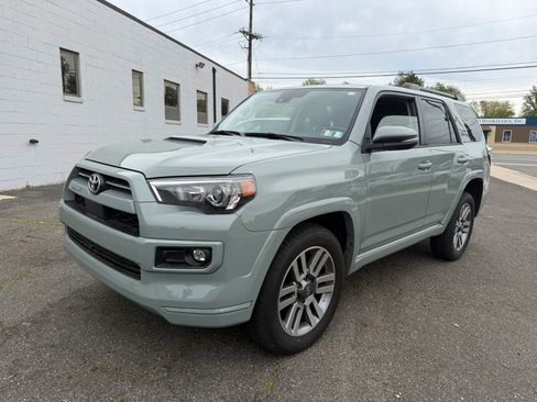 Used 2022 Toyota 4Runner TRD Sport w/ Technology Package AWD/4WD image 3