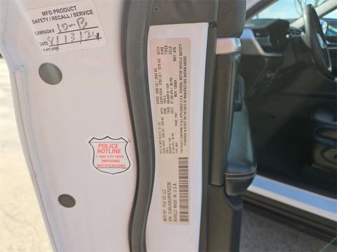 Used 2023 Jeep Grand Cherokee L Limited image 30