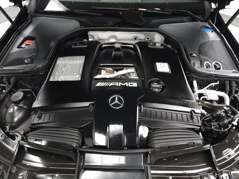 Certified 2023 Mercedes-Benz AMG GT 63 image 35