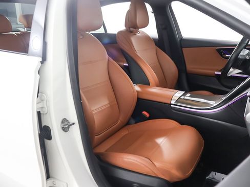 Used 2023 Mercedes-Benz C 300 4MATIC Sedan w/ Exclusive Trim Package image 32