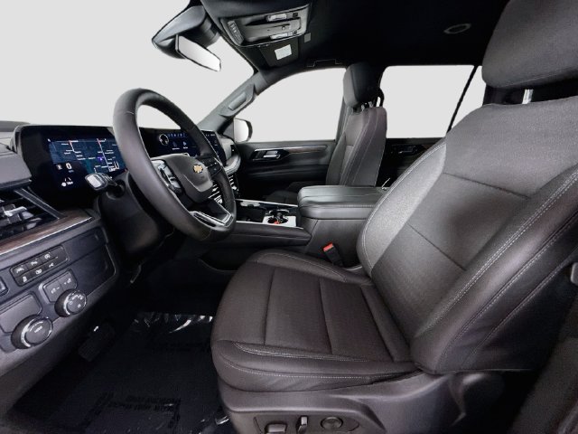 Used 2026 Chevrolet Tahoe LS RWD image 21