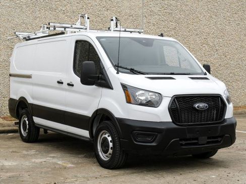 Used 2024 Ford Transit 250 Low Roof image 9