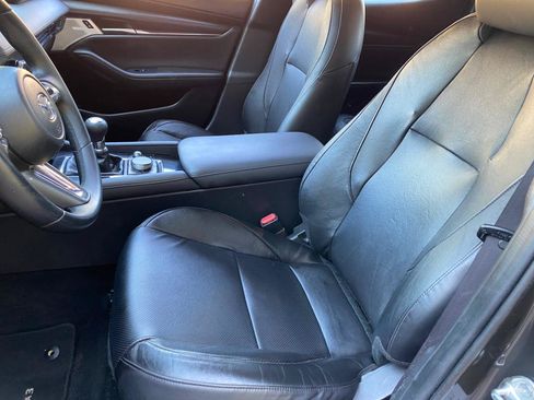 Used 2021 MAZDA MAZDA3 s FWD image 27