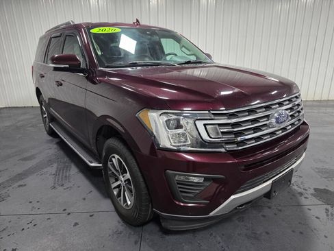 Used 2020 Ford Expedition XLT w/ Equipment Group 202A AWD/4WD image 2