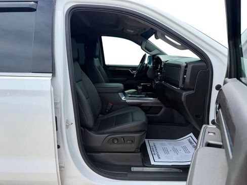 Used 2023 Chevrolet Silverado 1500 LTZ AWD/4WD image 23