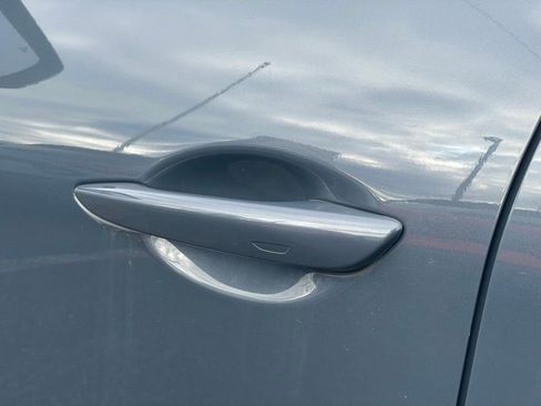 Used 2020 MAZDA MAZDA3 Hatchback w/ Premium Package image 30