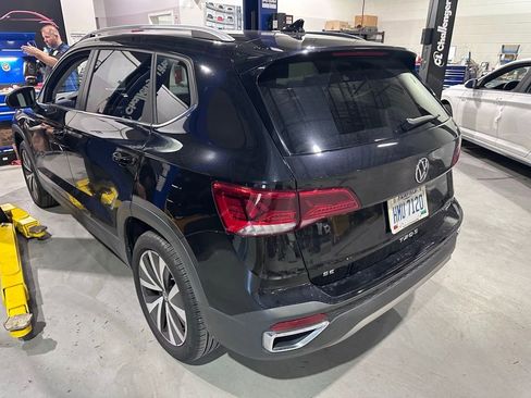 Used 2022 Volkswagen Taos SE AWD/4WD image 10