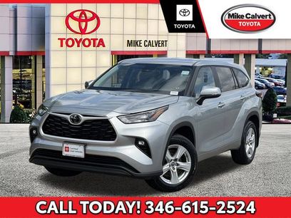 Certified 2024 Toyota Highlander LE