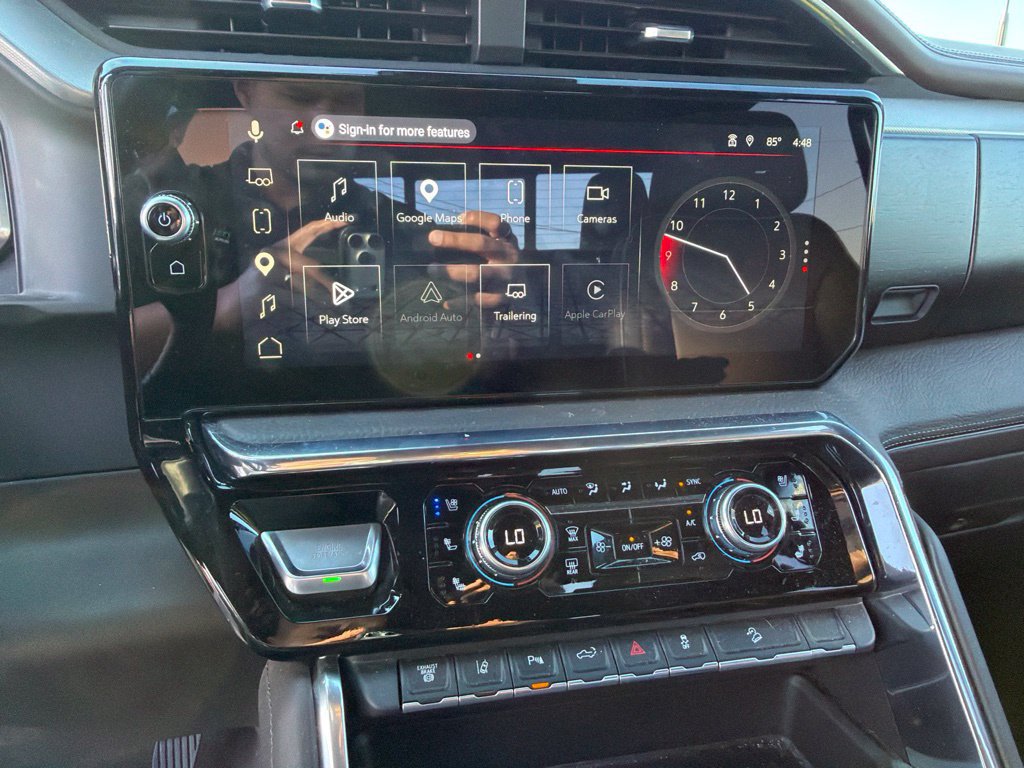 Used 2025 GMC Sierra 2500 Denali AWD/4WD image 19