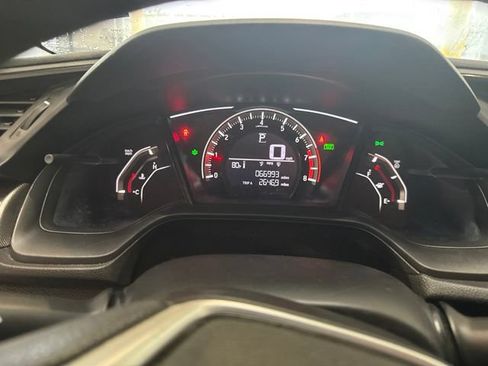 Used 2018 Honda Civic LX image 7