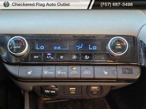 Used 2022 Hyundai Elantra SEL w/ Convenience Package image 17