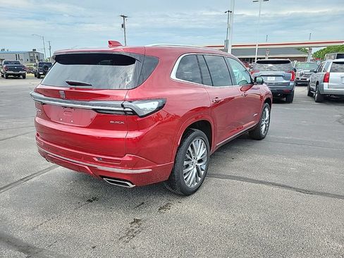 Used 2025 Buick Enclave Avenir AWD/4WD image 5