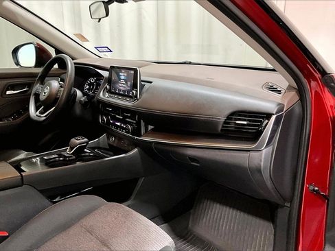 Used 2021 Nissan Rogue SV image 28