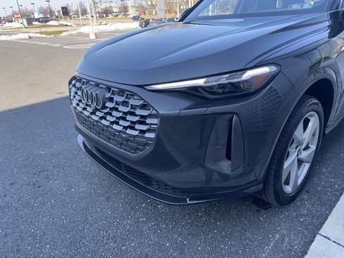 Certified 2025 Audi Q5 Premium Plus w/ Premium Plus image 32