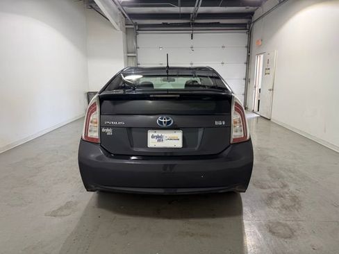 Used 2013 Toyota Prius One image 5