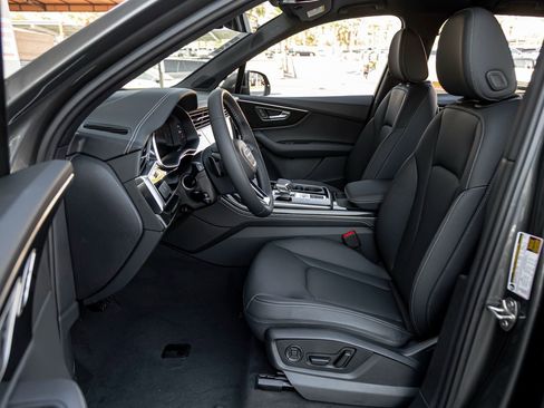 New 2025 Audi Q7 2.0T Premium Plus image 13