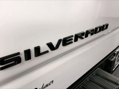 Used 2022 Chevrolet Silverado 1500 LTZ AWD/4WD image 8