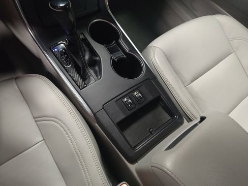 Used 2017 Toyota Camry XLE w/ Moonroof Package image 26