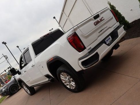 Certified 2022 GMC Sierra 3500 Denali AWD/4WD image 4