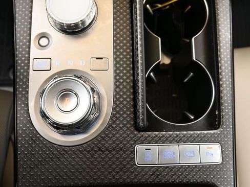 Used 2025 Genesis G80 3.5T Sport Prestige image 32