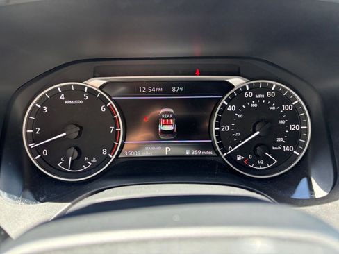 Used 2025 Nissan Rogue SV FWD image 42