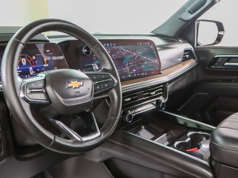 Used 2025 Chevrolet Tahoe High Country w/ Sun And Tow Package AWD/4WD image 27