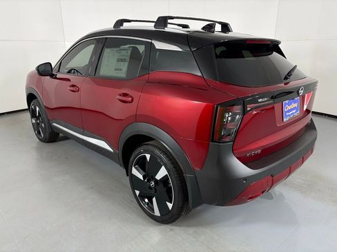 New 2026 Nissan Kicks SR FWD image 6