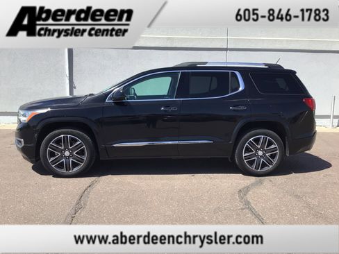 Used 2017 GMC Acadia Denali w/ Technology Package AWD/4WD image 1