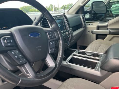 Used 2016 Ford F150 XLT w/ Equipment Group 302A Luxury AWD/4WD image 25
