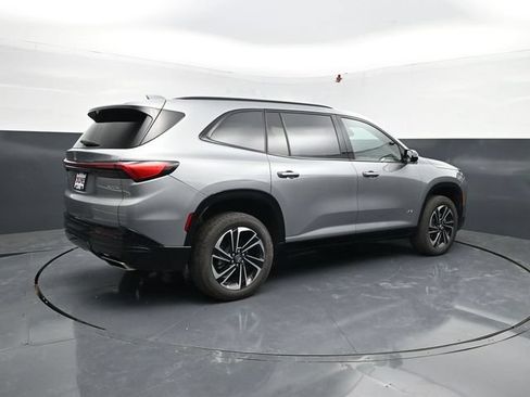 Used 2026 Buick Enclave Sport Touring AWD/4WD image 8