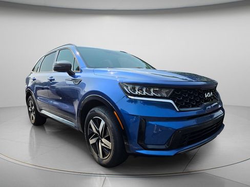 Used 2022 Kia Sorento S FWD image 4