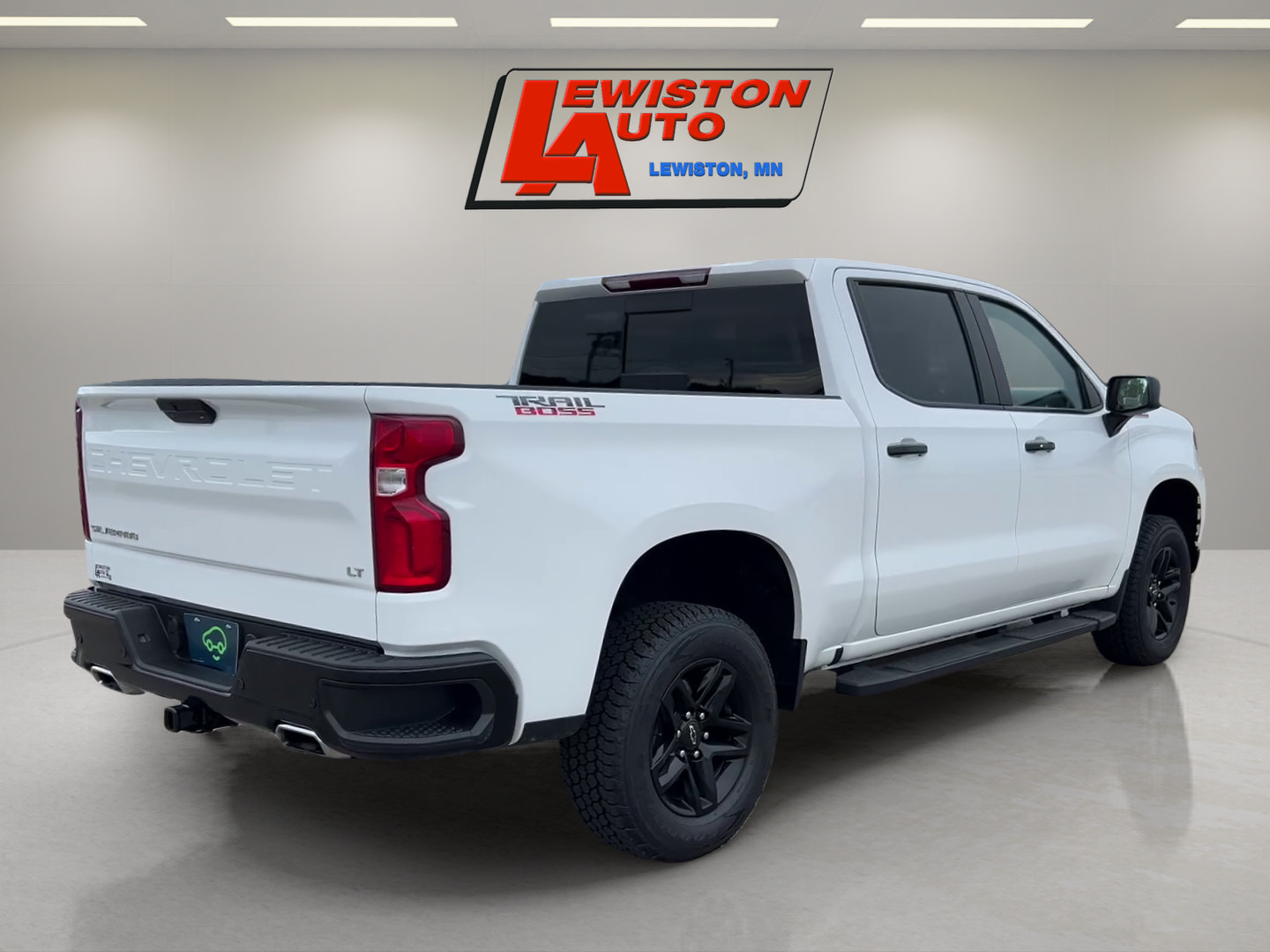 Certified 2022 Chevrolet Silverado 1500 LT Trail Boss w/ LT Trail Boss Premium Package AWD/4WD image 5