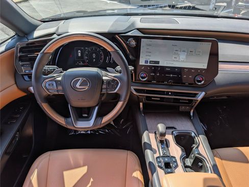 Certified 2024 Lexus RX 350 Premium w/ Accessory Package (Z1) AWD/4WD image 17