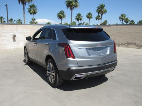 Used 2025 Cadillac XT5 Premium Luxury FWD image 6
