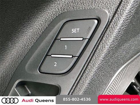 Certified 2025 Audi Q3 2.0T Premium Plus w/ Premium Plus Package image 18