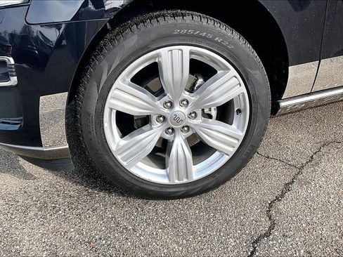 Used 2024 Ford Expedition King Ranch image 4