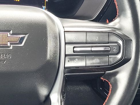 Used 2023 Chevrolet Colorado Z71 w/ Z71 Convenience Package 2 image 28