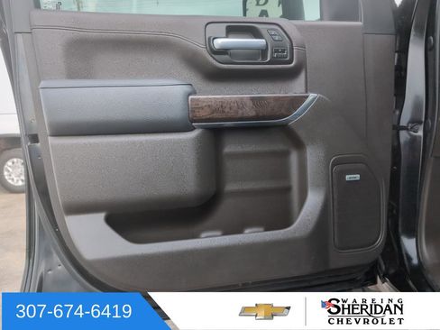 Used 2021 GMC Sierra 3500 Denali w/ Denali Ultimate Package image 33