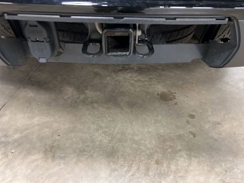 Certified 2024 Chevrolet Tahoe Z71 w/ Luxury Package image 10