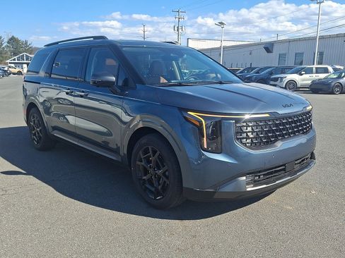 New 2026 Kia Carnival SX image 2