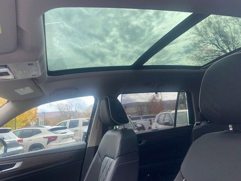 New 2026 Volkswagen Atlas SEL Premium R-Line image 10