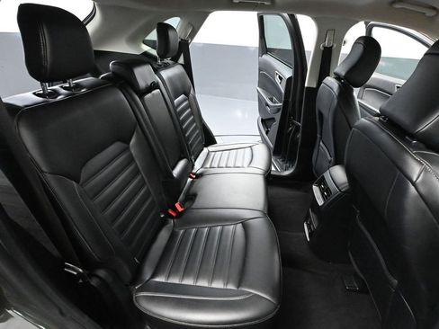 Used 2022 Ford Edge SEL w/ Convenience Package image 44