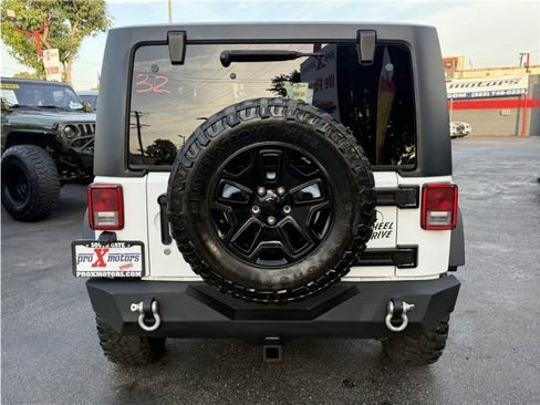 Used 2017 Jeep Wrangler Sport image 5