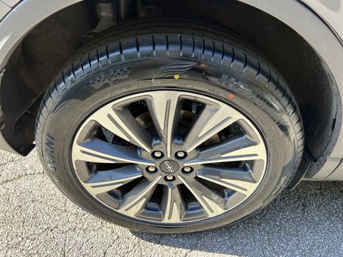 Used 2021 Lincoln Corsair Reserve w/ Equipment Group 201A AWD/4WD image 15